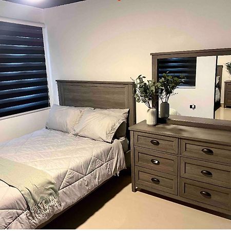North Breeze Guest House 1 Levittown Extérieur photo
