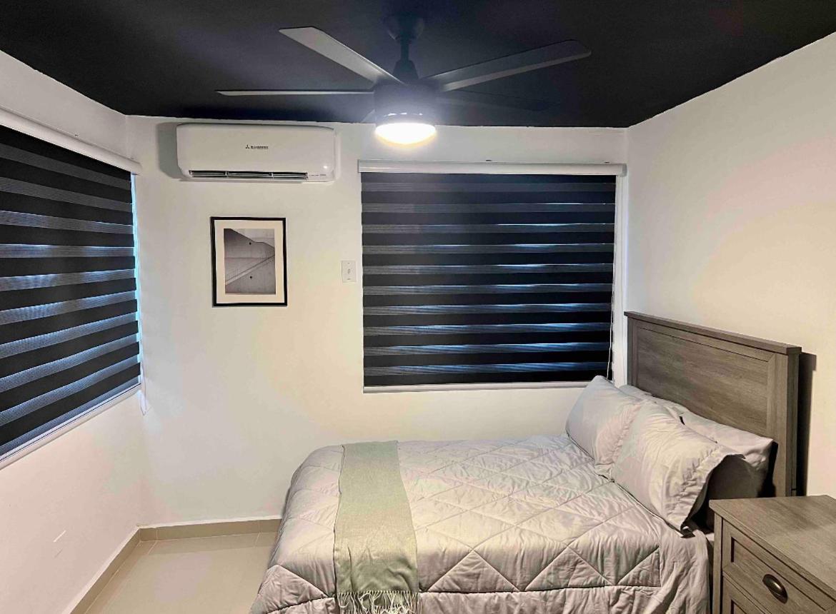 North Breeze Guest House 1 Levittown Extérieur photo
